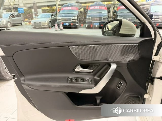 Mercedes-Benz A-Class 2021 Белый из Китая, фото 2