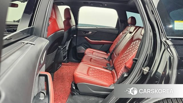 Audi SQ7 (4M) 2025 Черный из Кореи, фото 2