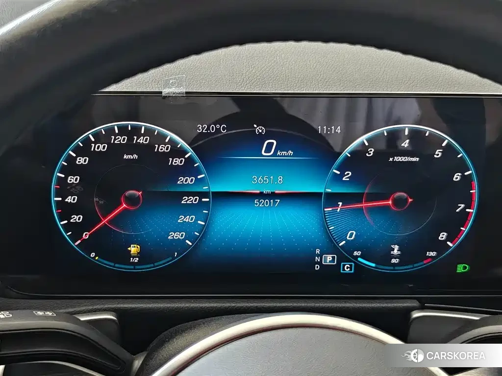 Mercedes-Benz GLB 2023 Черный из Китая, фото 2