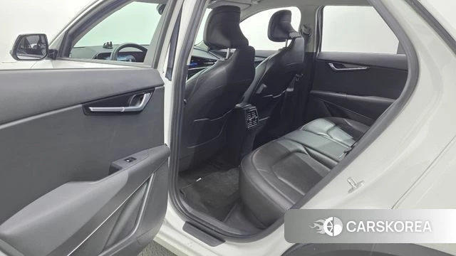 Kia Di All New Niro EV 2022 Белый из Кореи, фото 2