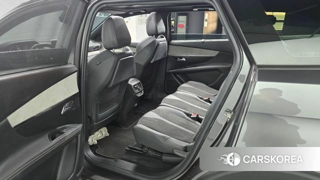 Peugeot 5008 second generation 2021 Серый из Кореи, фото 2