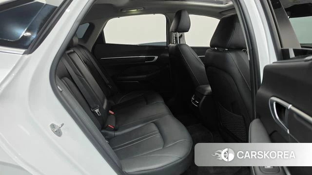 Hyundai Sonata D Edge Hybrid (DN8) 2024 Белый из Кореи, фото 2