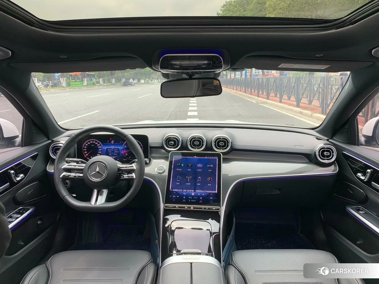 Mercedes-Benz C-class 2023 Белый из Китая, фото 2