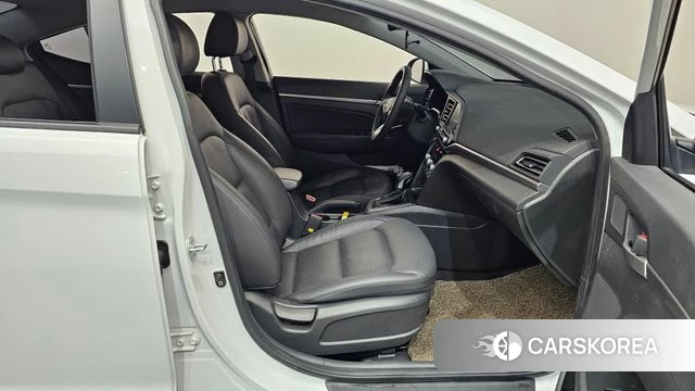 Hyundai The New Avante AD 2019 Белый из Кореи, фото 2