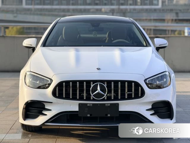 Mercedes-Benz E-Class 2023 Белый из Китая, фото 2