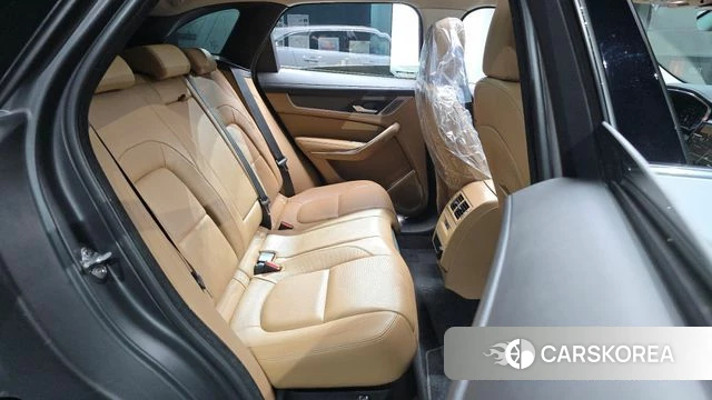 Jaguar F-PACE 2021 Белый из Кореи, фото 2