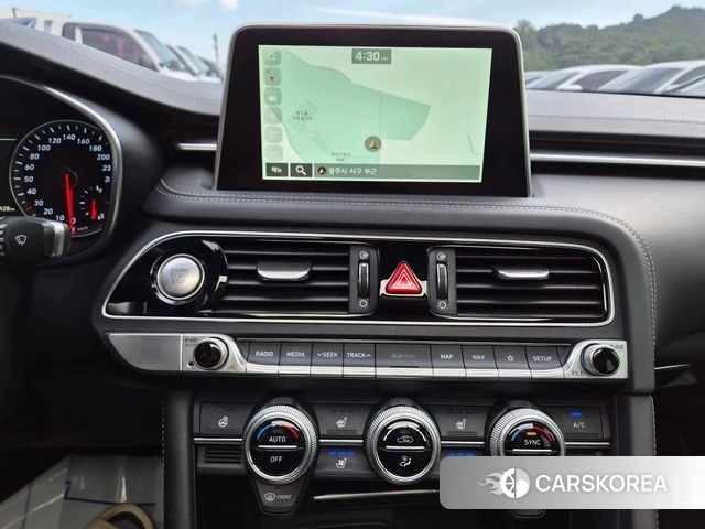 Genesis G70 2018 Синий из Кореи, фото 2