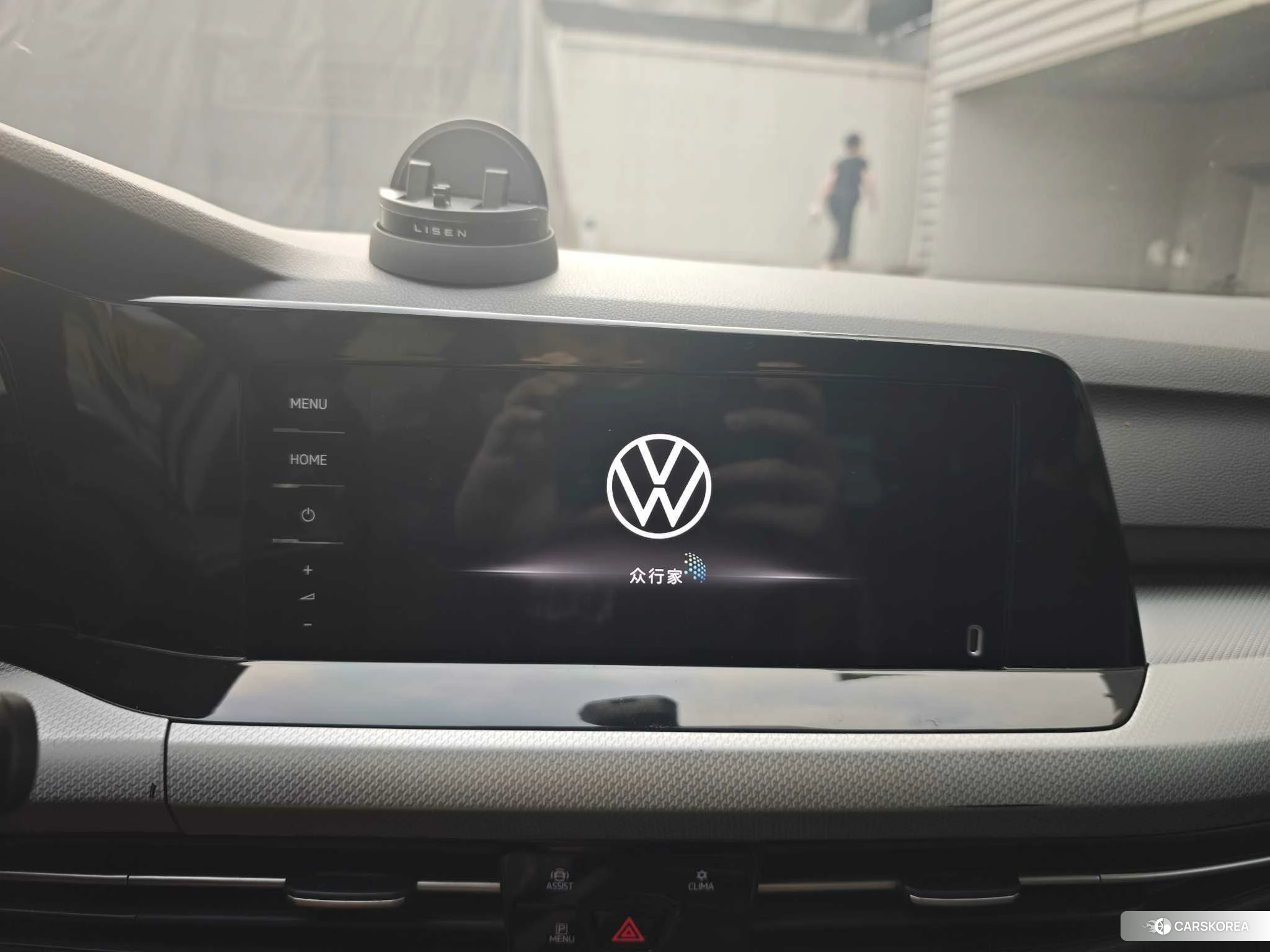 Volkswagen Golf 2020 Белый из Китая, фото 2