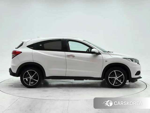 Honda Vezel 2021 Белый из Китая, фото 2