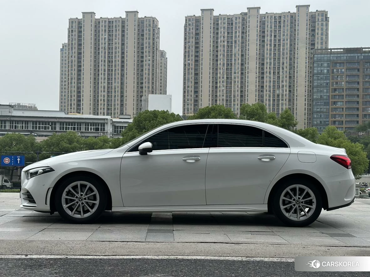 Mercedes-Benz A-Class 2021 Белый из Китая, фото 2