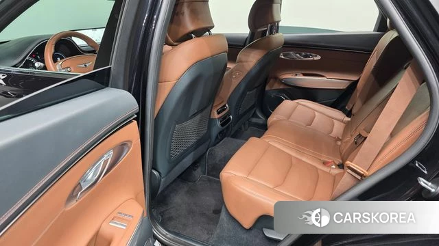 Genesis GV70 2021 Черный из Кореи, фото 2