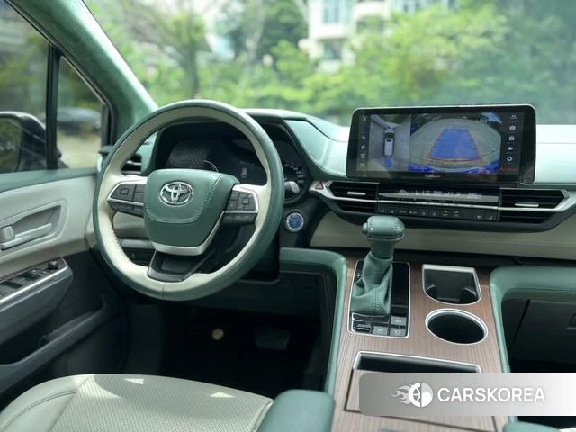 Toyota Sienna 2022 Белый из Китая, фото 2