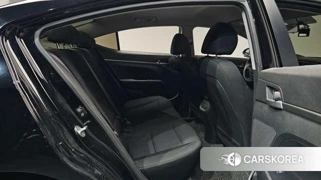 Hyundai Avante AD 2018 Черный из Кореи, фото 2