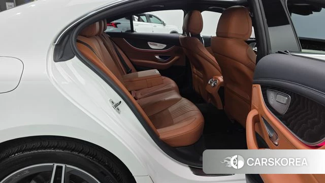 Mercedes-Benz CLS-Class C257 2022 Белый из Кореи, фото 2