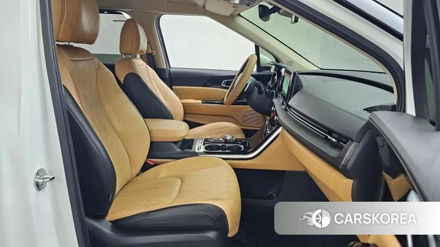 Kia Carnival 4th generation 2023 Белый из Кореи, фото 2
