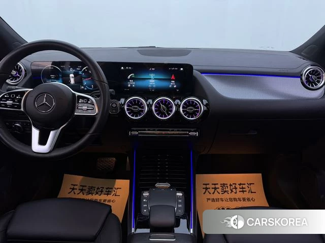 Mercedes-Benz GLA 2022 Белый из Китая, фото 2