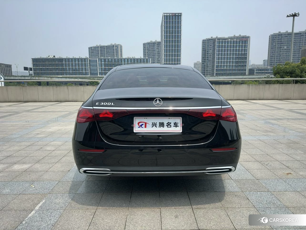 Mercedes-Benz E-Class 2024 Черный из Китая, фото 2
