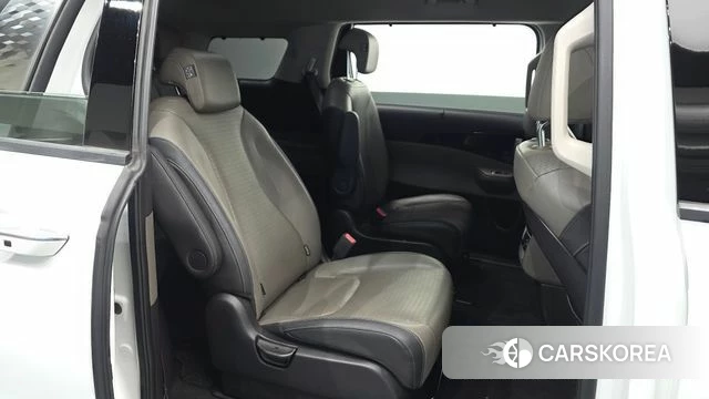 Kia The New Carnival 4th Generation 2023 Белый из Кореи, фото 2