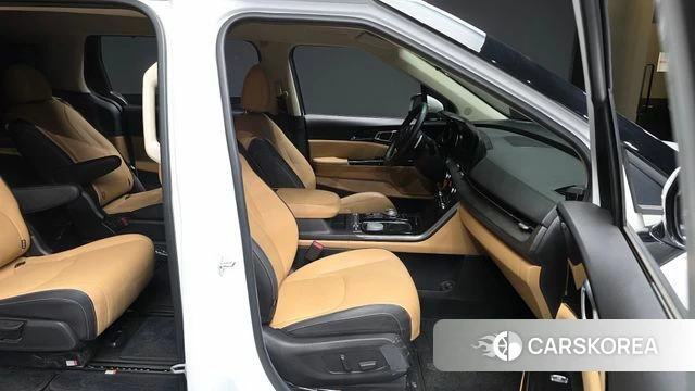 Kia Carnival 4th generation 2023 Белый из Кореи, фото 2
