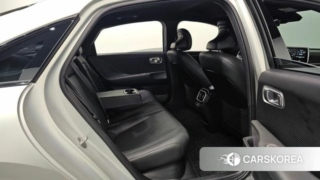 Hyundai Ionic 6 2022 Золотой из Кореи, фото 2