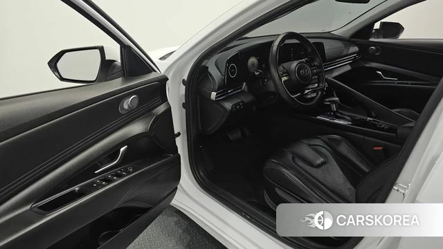 Hyundai Avante Hybrid (CN7) 2021 Белый из Кореи, фото 2
