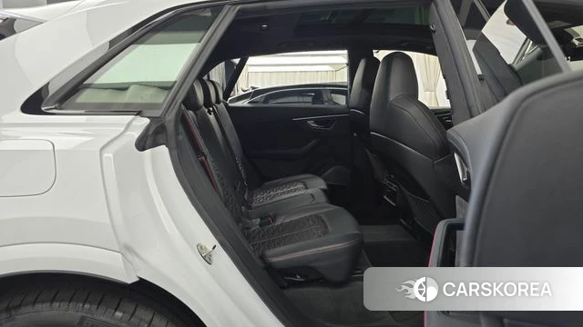 Audi RSQ8 (4M) 2021 Белый из Кореи, фото 2