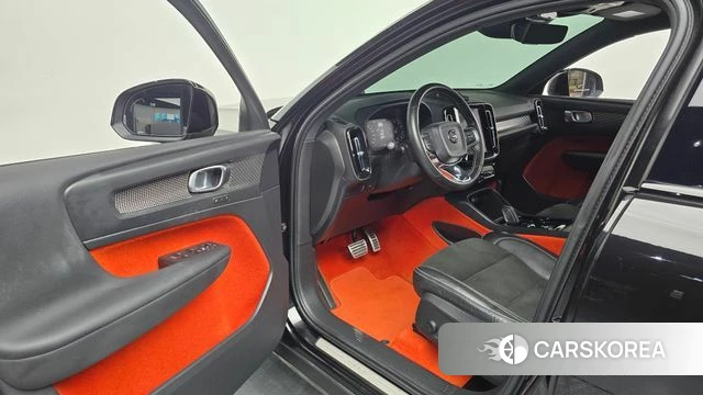 Volvo XC40 2020 Черный из Кореи, фото 2