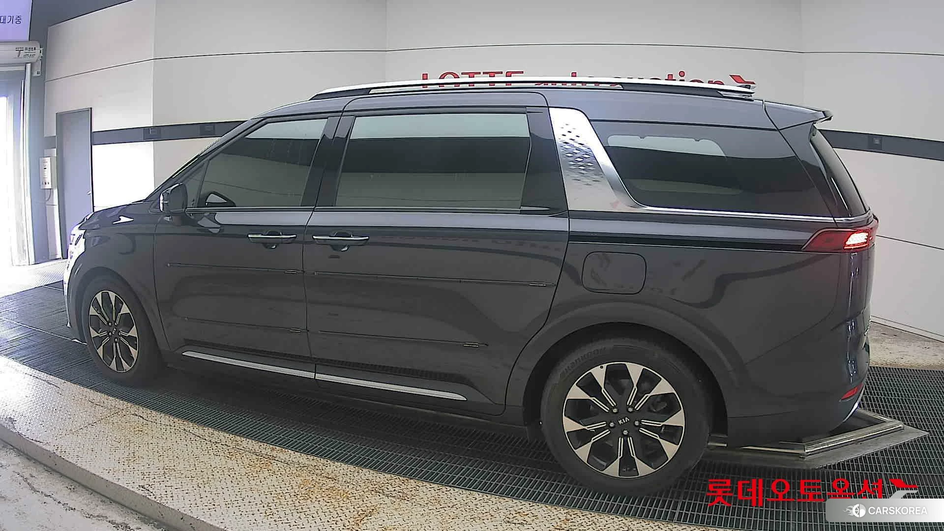 Kia Carnival Limousine 2021 Другое из Кореи, фото 2