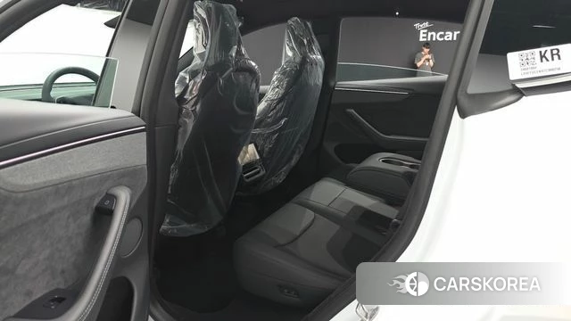 Tesla Model Y 2026 Белый из Кореи, фото 2