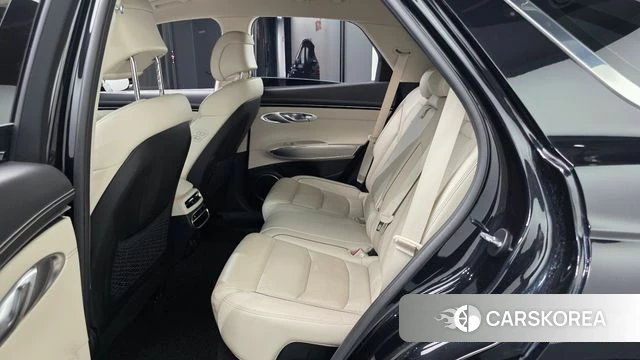 Genesis GV70 2023 Черный из Кореи, фото 2