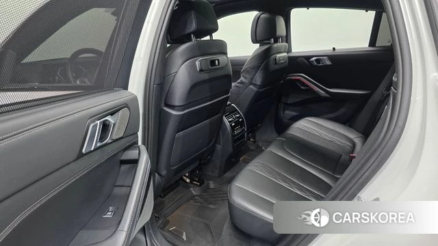 BMW X6 (G06) 2024 Белый из Кореи, фото 2