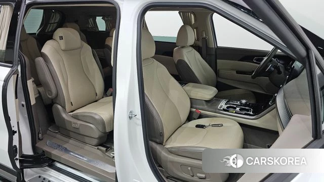 Kia Carnival 4th generation 2021 Белый из Кореи, фото 2