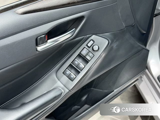 Toyota Avalon 2021 Серебристо-серый из Китая, фото 2