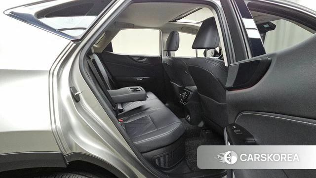 Lexus NX350h Second generation 2024 Серебряный из Кореи, фото 2