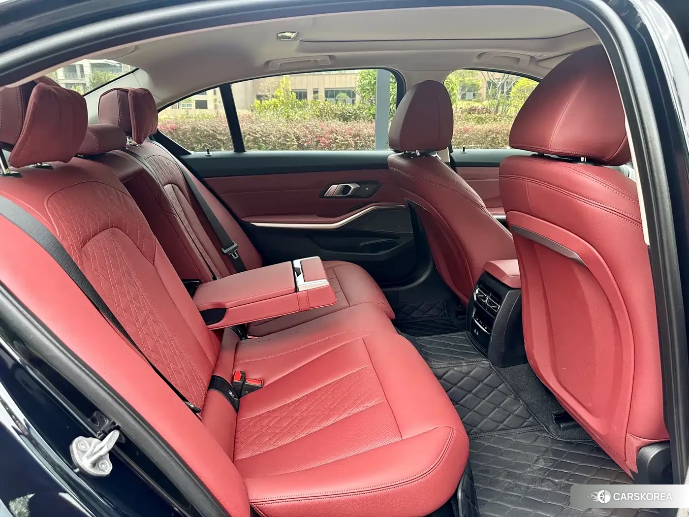 BMW 3 series 2024 Черный из Китая, фото 2