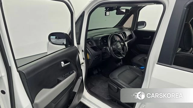 Kia The New Kia Ray EV 2023 Белый из Кореи, фото 2