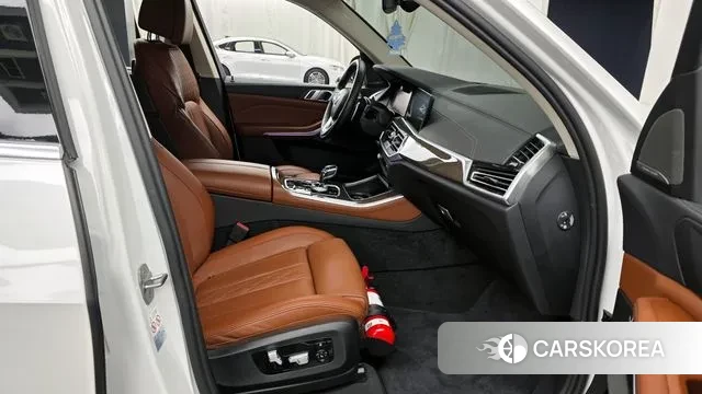 BMW X5 (G05) 2021 Белый из Кореи, фото 2