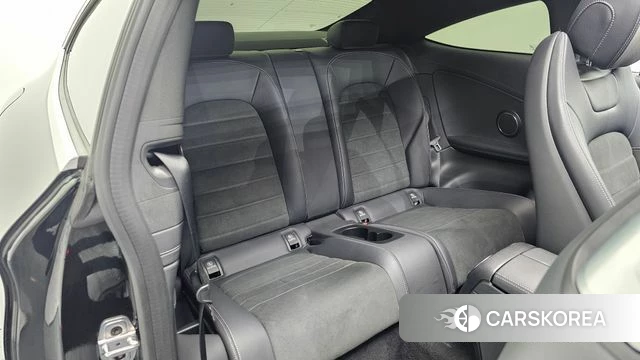 Mercedes-Benz C-Class W205 2023 Черный из Кореи, фото 2