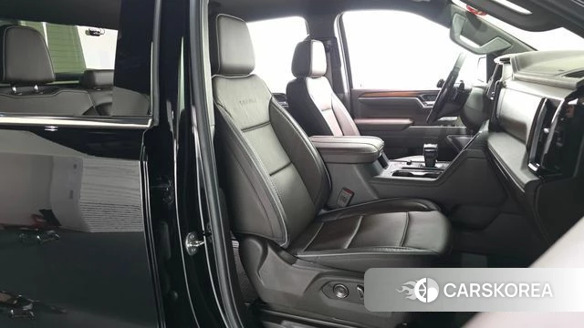 GMC Sierra 2025 Черный из Кореи, фото 2