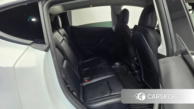Tesla Model Y 2022 Белый из Кореи, фото 2