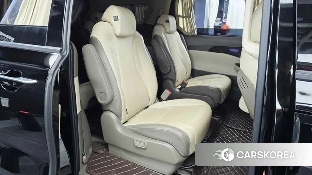 Kia Carnival 4th generation 2023 Черный из Кореи, фото 2