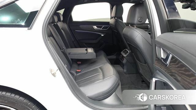 Audi A6 (C8) 2023 Белый из Кореи, фото 2