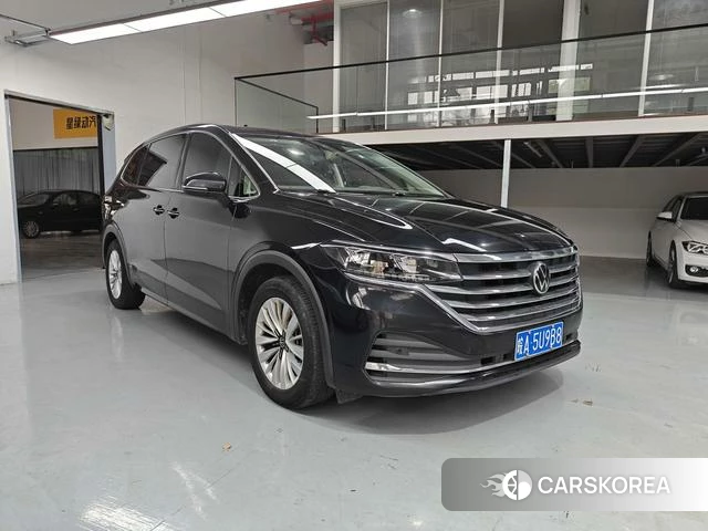 Volkswagen Viloran 2024 Черный из Китая, фото 2