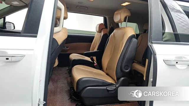Kia Carnival 4th generation 2021 Белый из Кореи, фото 2