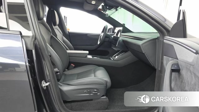 Tesla Model Y 2026 Серый из Кореи, фото 2