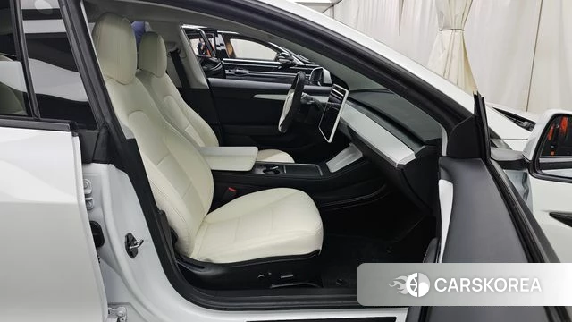 Tesla Model 3 2021 Белый из Кореи, фото 2
