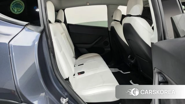 Tesla Model Y 2022 Серый из Кореи, фото 2