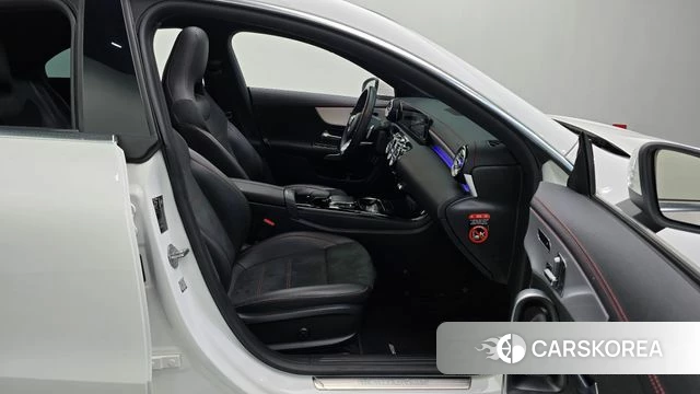Mercedes-Benz CLA-Class C118 2020 Белый из Кореи, фото 2