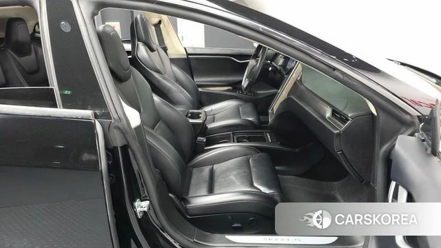 Tesla Model S 2018 Черный из Кореи, фото 2