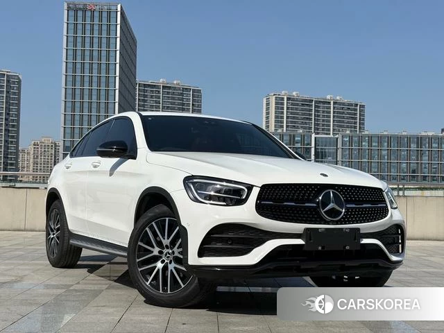 Mercedes-Benz GLC 2021 Белый из Китая, фото 2